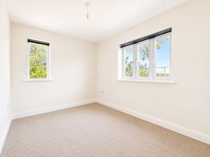 Bedroom- click for photo gallery